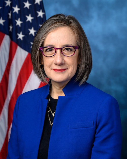 photo of  Andrea Salinas